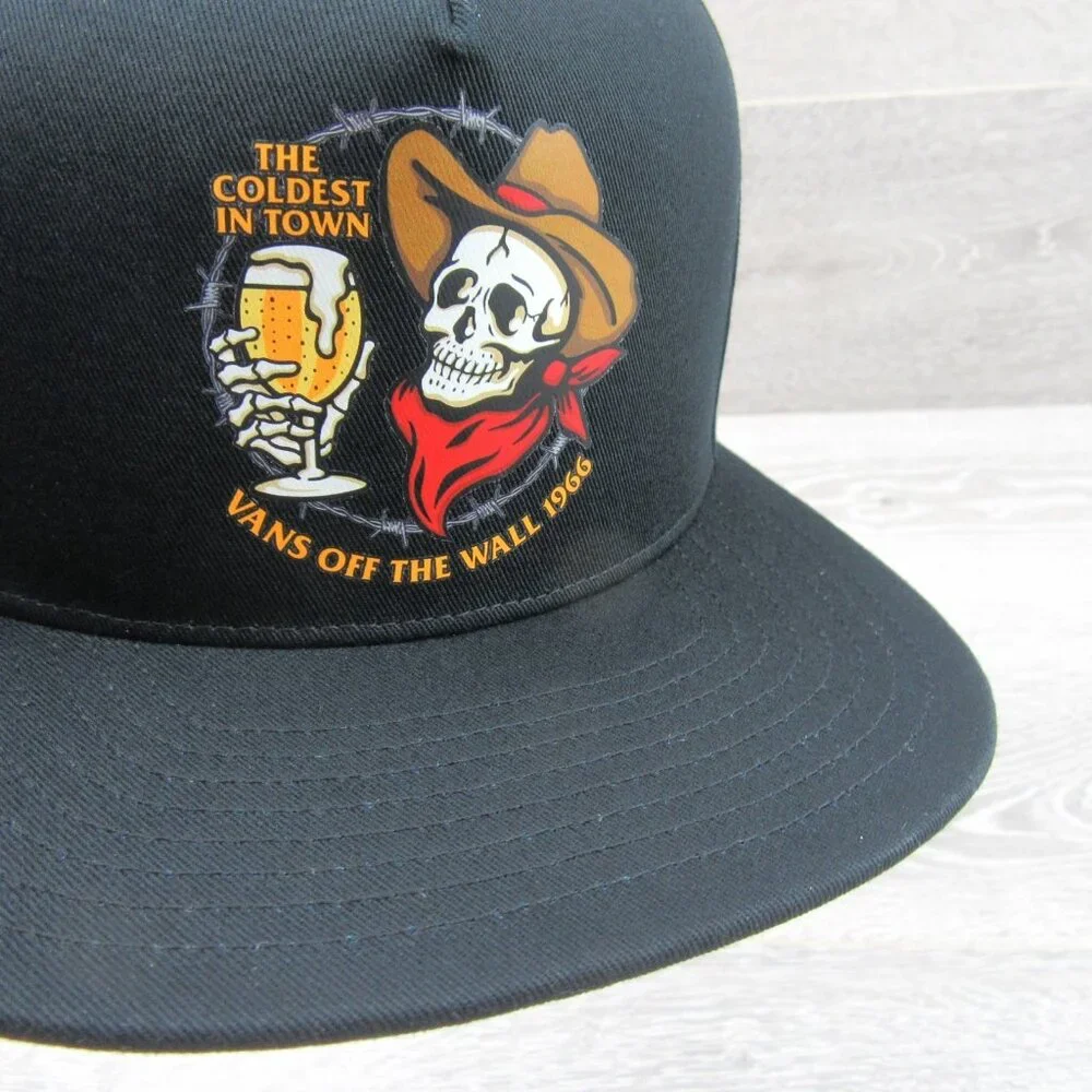 Vans Off The Wall "The Coldest In Town" Trucker Hat Snapback OS NEW - Picture 5 of 13